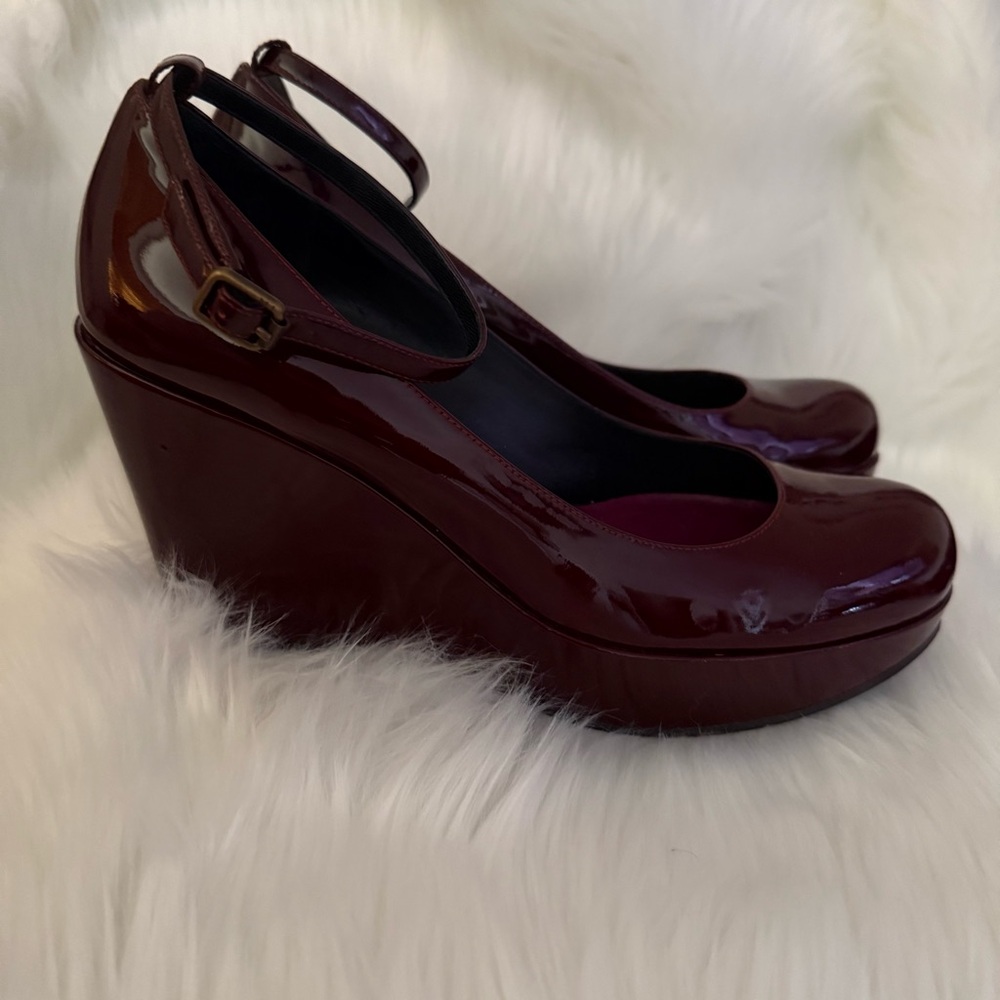 Marc Jacobs Dark Red Patent Heels - Picture 2 of 9